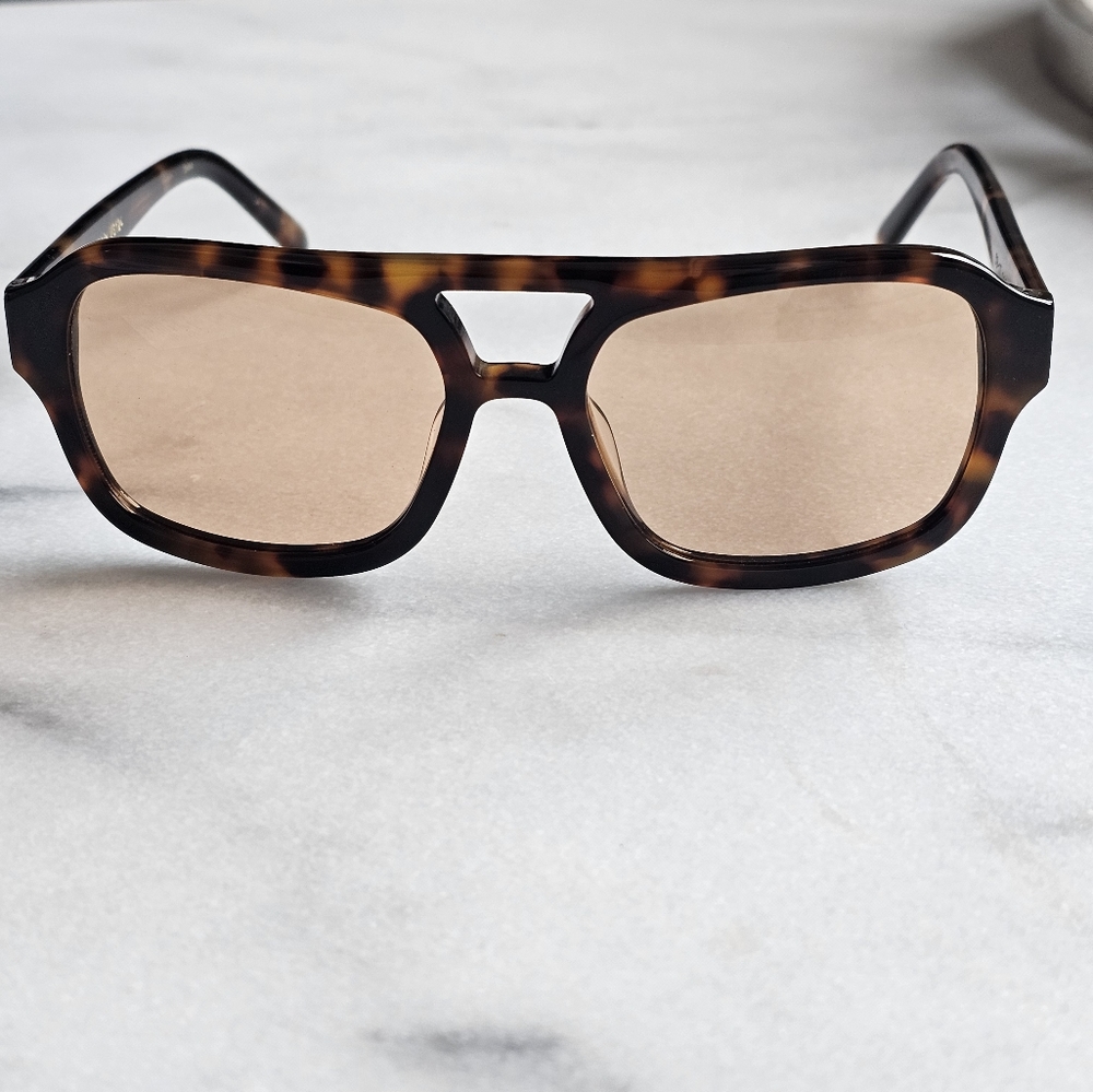 BRAND NEW Vehla Dixie Aviator Sunglasses Choc Tort/Cinnamon NEVER WORN